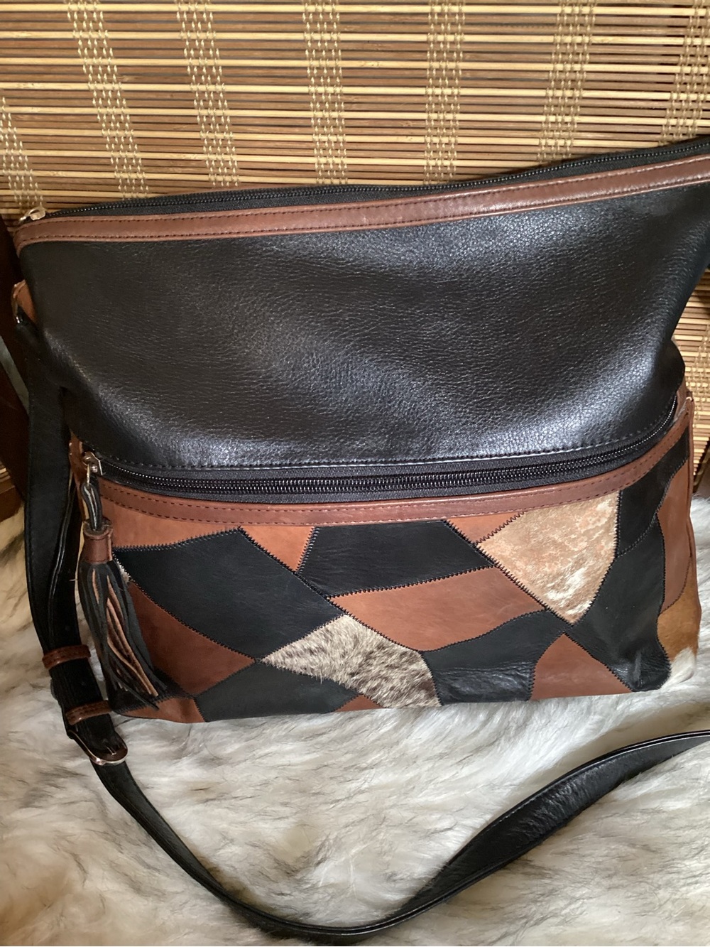 ILI New York Genuine Leather Cowhide Patchwork Crossbody Bag Western 13x12